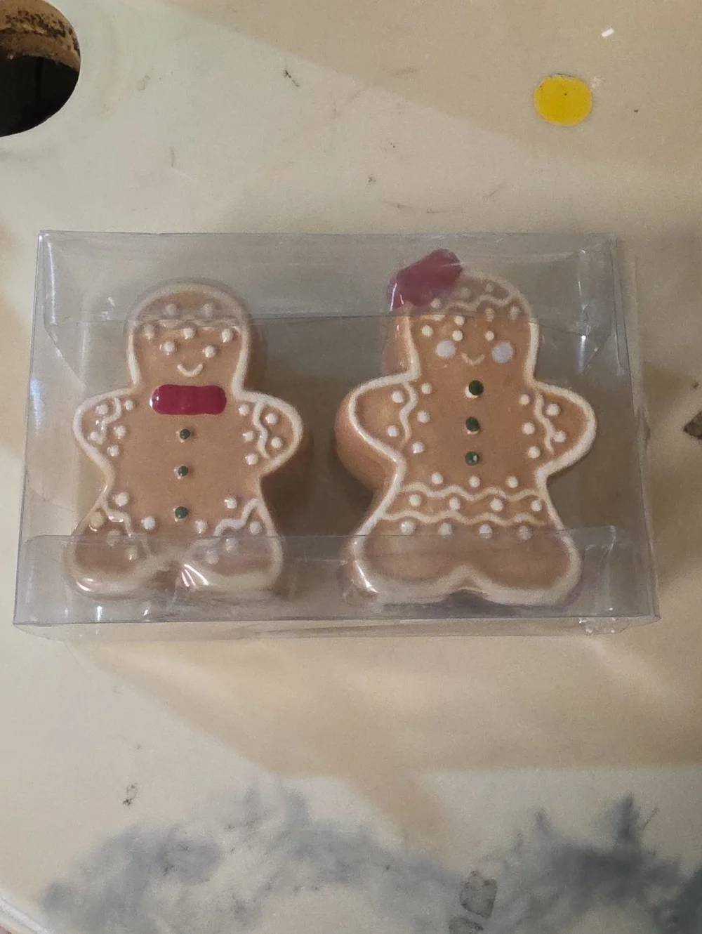 Gingerbread Couple Decorative Salt And Pepper Shakers